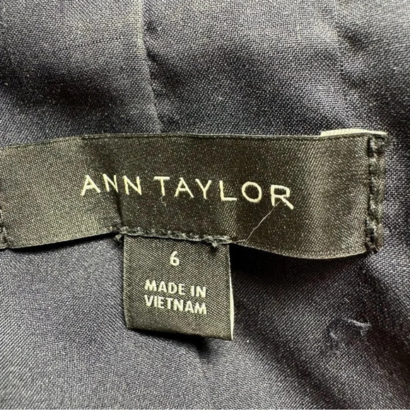 Ann Taylor size 6 Navy Speckled Blazer - Picture 9 of 10